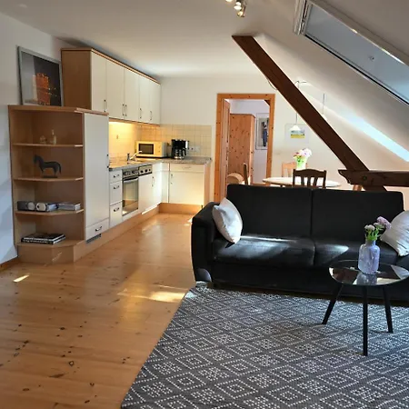 Familienfreundliche Auf Idyllischer Reitanlage - Hof Norwegen Apartamento *